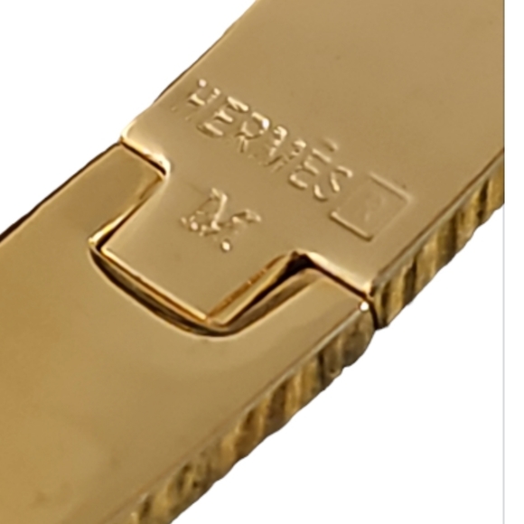 Authentic Hermes Narrow Click H Bracelet in Enamel with Gold-Plated hardware - Picture 7 of 7